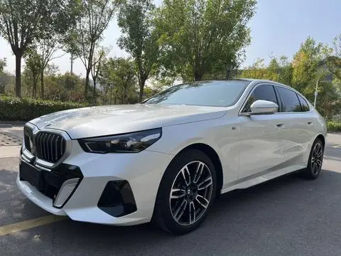 BMW 5 Series 2024