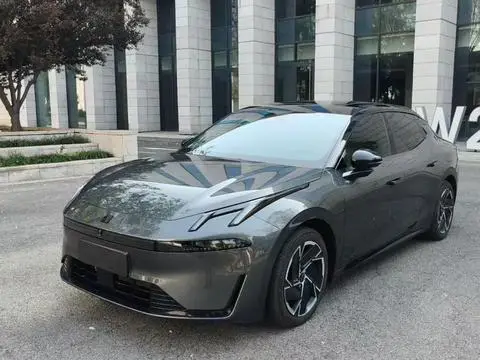 Lynk & Co 07 EM-P 2024