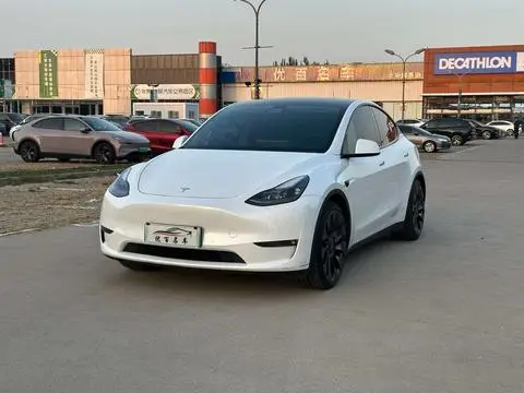 Tesla Model Y 2022