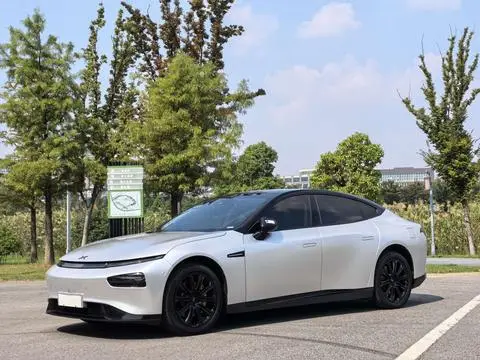 XPeng 小鹏P7 2022