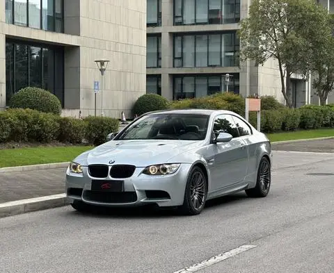 BMW M3 2011