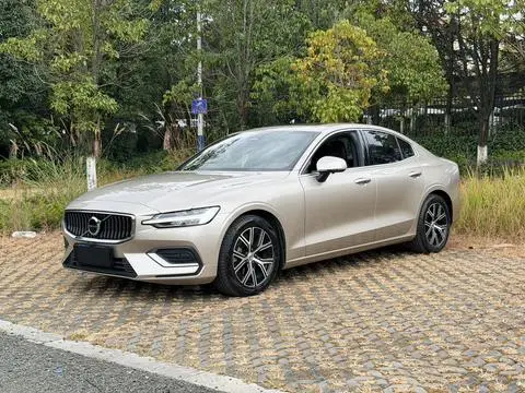 Volvo S60 2023
