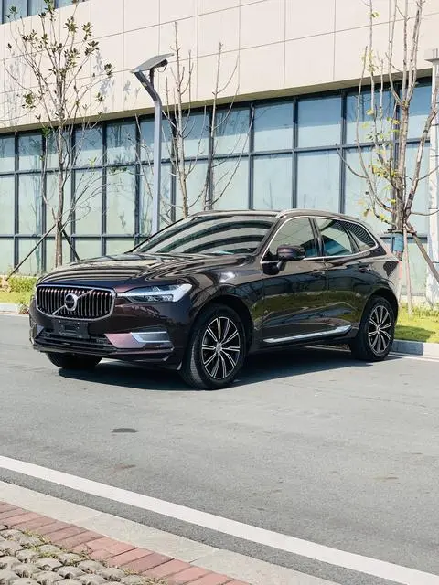Volvo XC60 2021