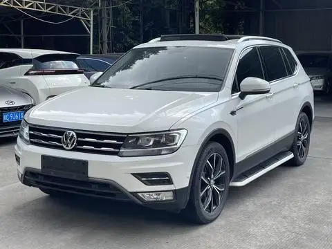 Volkswagen Tiguan L 2019 — фото 1