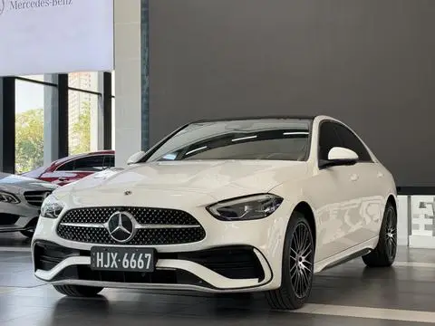 Mercedes-Benz C-Class 2024