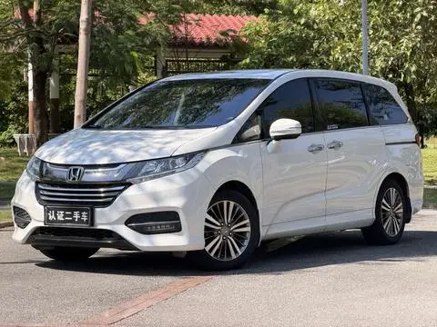 Honda 奥德赛 2018 — фото 1