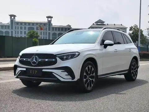 Mercedes-Benz GLC 2023