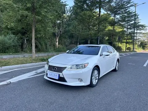 Lexus ES 2014