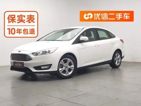 Ford Focus 2015 — фото 1