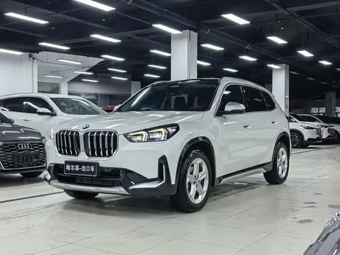 BMW X1 2023 — фото 1