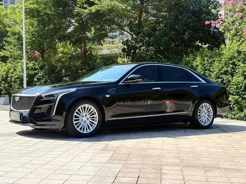 Cadillac CT6 2022 — фото 1