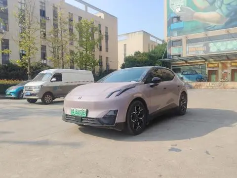 Lynk & Co 20 2025