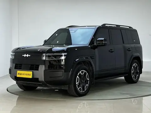 BYD Leopard 钛7 PHEV 2025