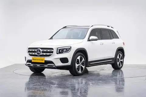 Mercedes-Benz GLB 2021 — фото 1
