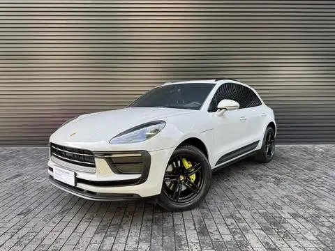 Porsche Macan 2022