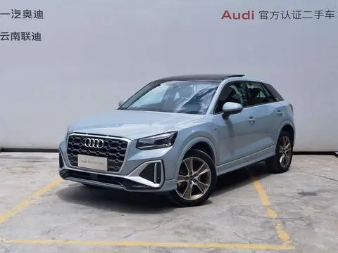 Audi Q2L 2024