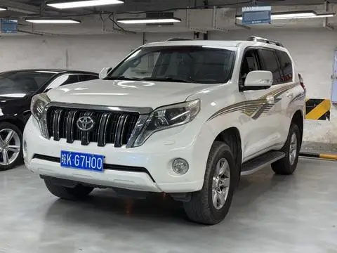 Toyota Prado 2016