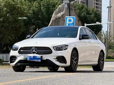 Mercedes-Benz E-Class 2023 — фото 1