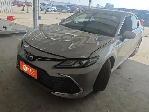 Toyota Camry 2021
