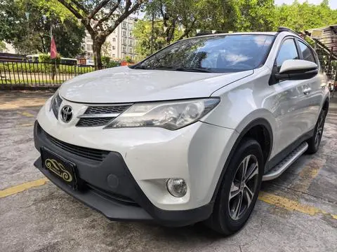 Toyota RAV4 2015