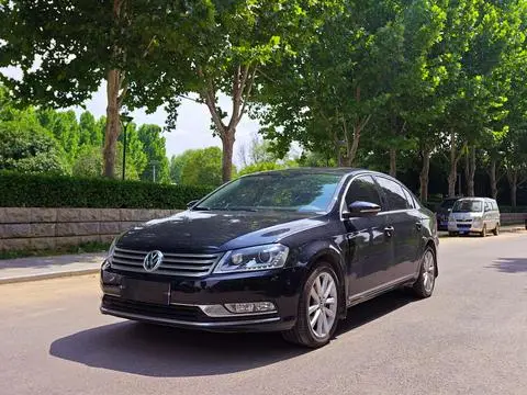 Volkswagen Magotan 2013