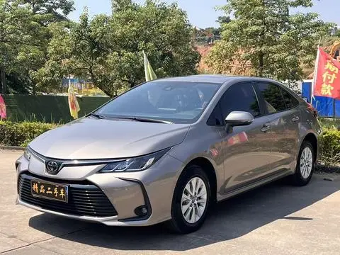 Toyota Corolla 2019 — фото 1