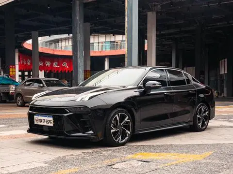 Lynk & Co 03 2023