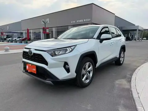Toyota RAV4 2021