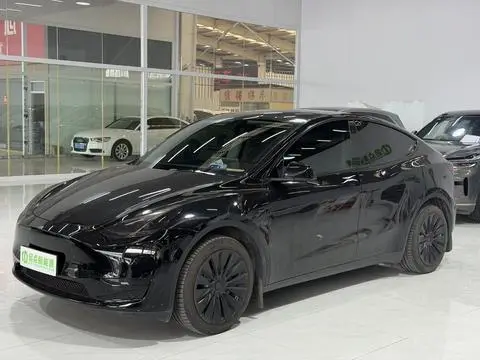 Tesla Model Y 2022 — фото 1