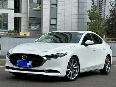 Mazda 3 昂克赛拉 2022 — фото 1