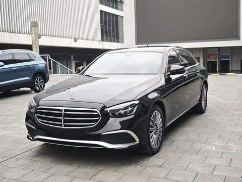 Mercedes-Benz E-Class 2022 — фото 1