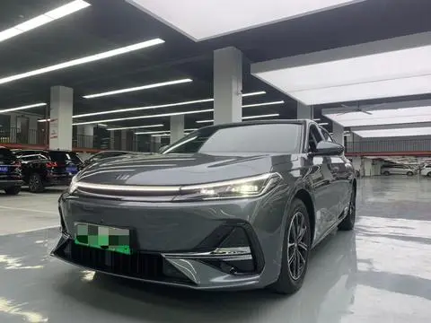Geely A7 EM 2025 — фото 1