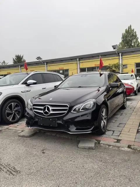 Mercedes-Benz E-Class 2015