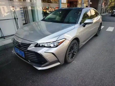 Toyota 亚洲龙 2019