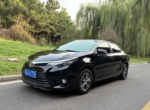 Toyota 雷凌 2014