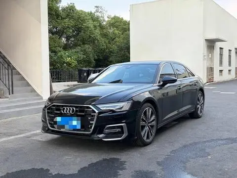 Audi A6L 2025 — фото 1