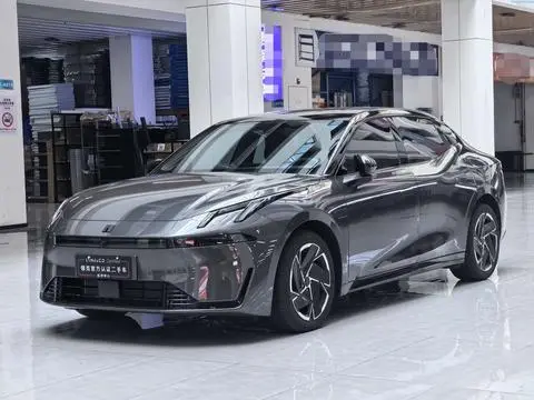 Lynk & Co 07 EM-P 2024