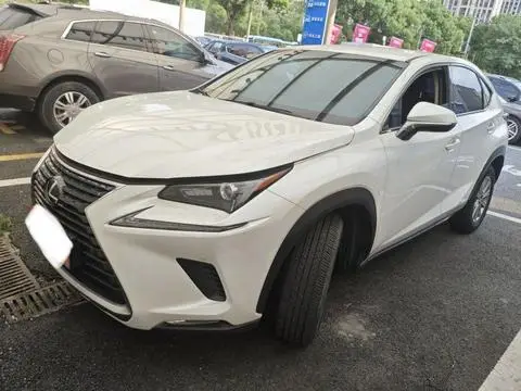 Lexus NX 2018