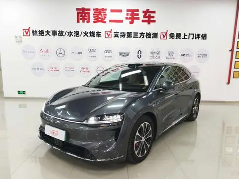 Luxeed R7 2026