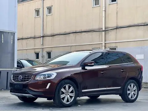 Volvo XC60 2016 — фото 1
