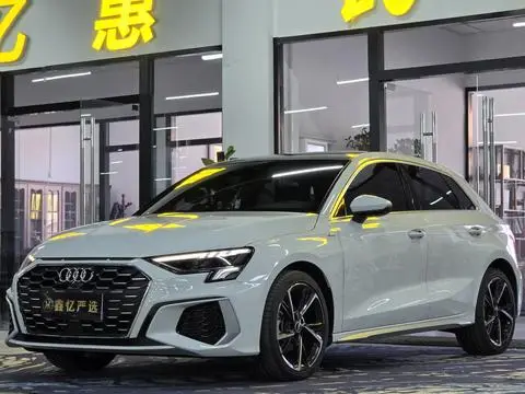 Audi A3 2024 — фото 1