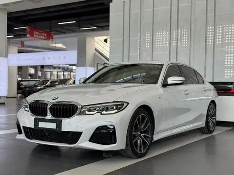 BMW 3 Series 2021 — фото 1