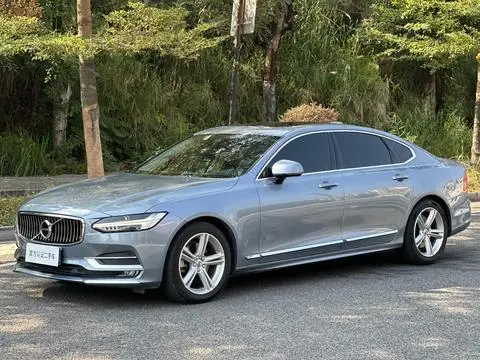 Volvo S90 2019