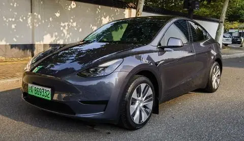 Tesla Model Y 2022 — фото 1