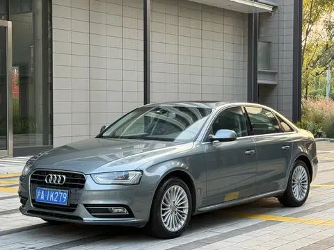 Audi A4L 2013 — фото 1
