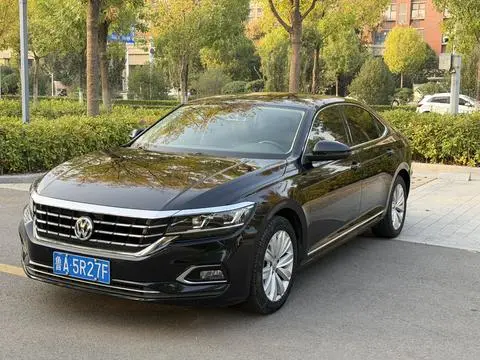 Volkswagen Passat 2020 — фото 1