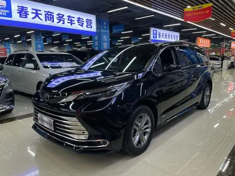 Toyota 赛那 2024