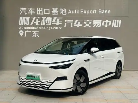 XPeng 小鹏X9 2024