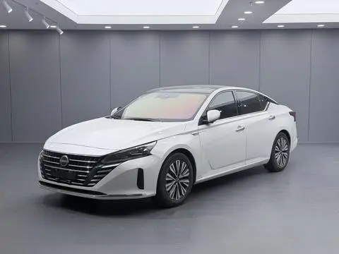 Nissan Teana 2022