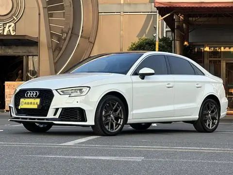 Audi A3 2020 — фото 1